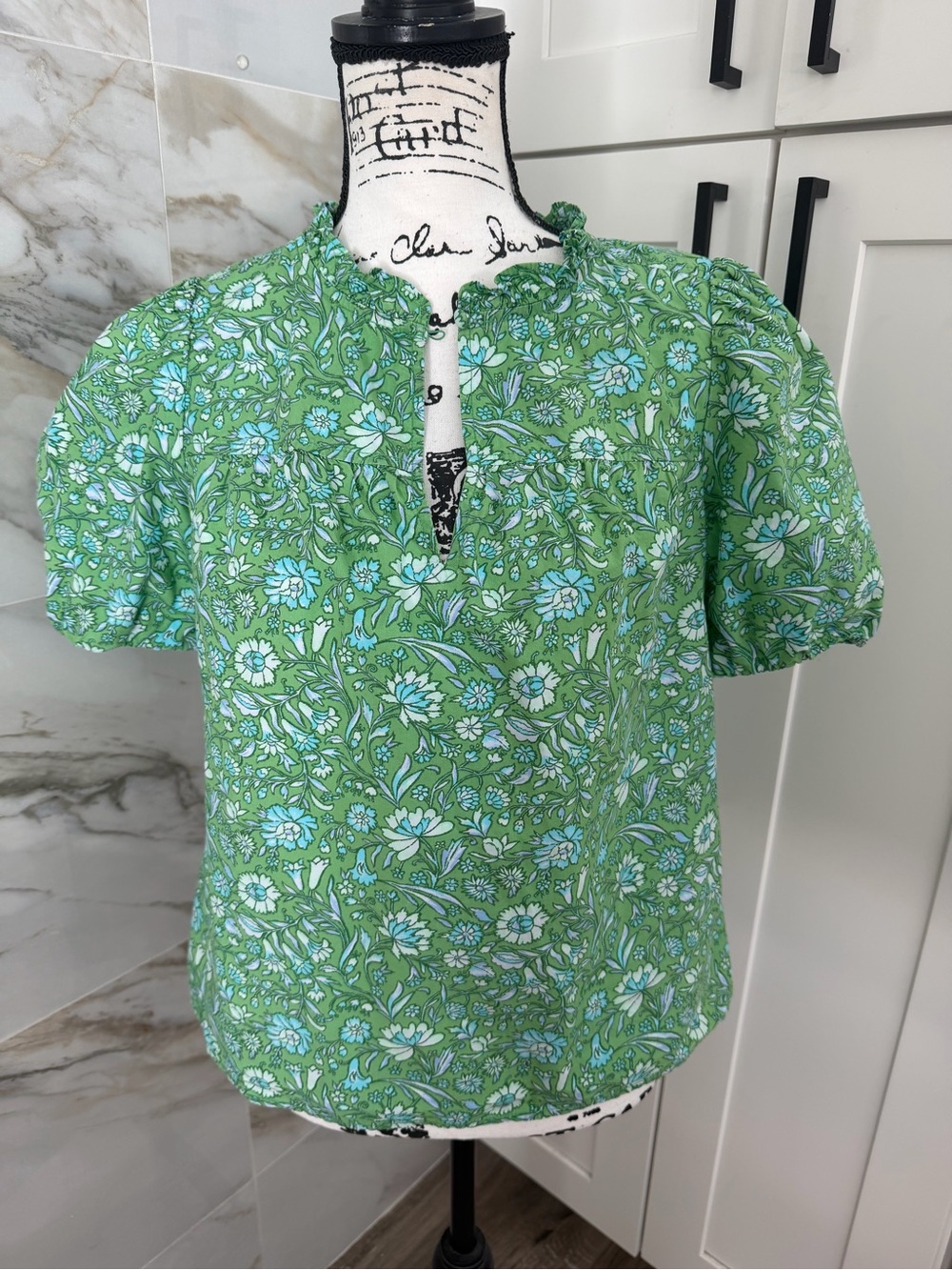 J.Crew Green Floral Short-Sleeve Top Puff Sleeves Split Neckline New XS